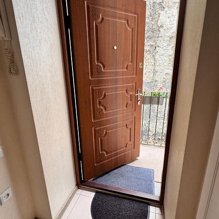 Apartamenty Kulisha 25 Lviv Exteriör bild