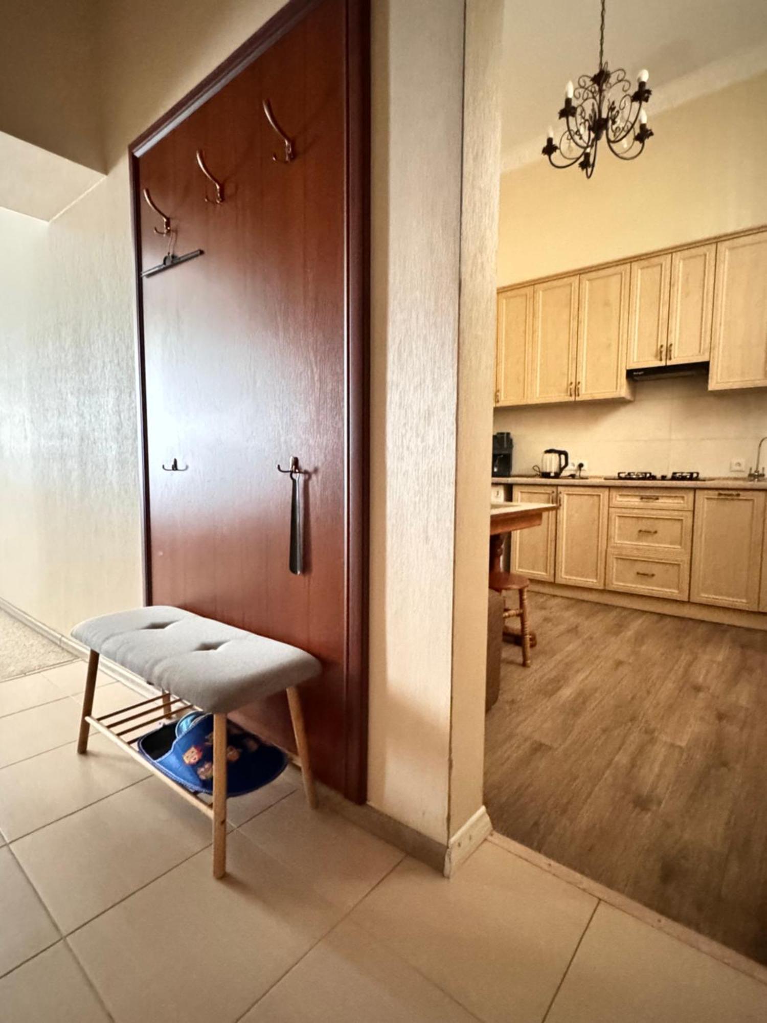 Apartamenty Kulisha 25 Lviv Exteriör bild
