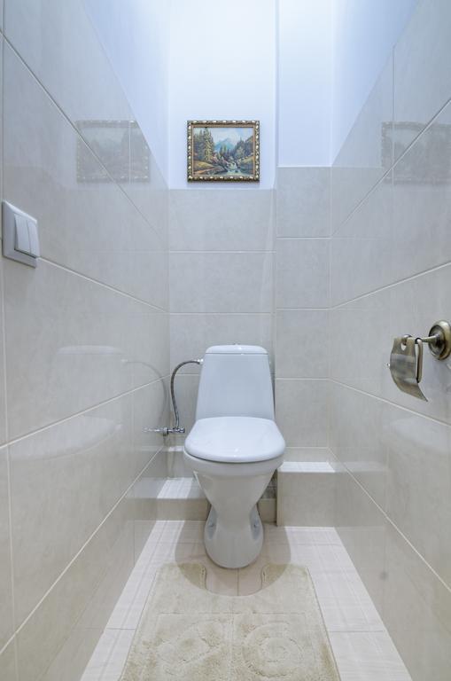 Apartamenty Kulisha 25 Lviv Exteriör bild